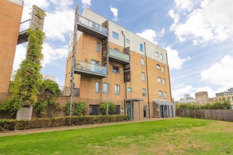 Rustat Avenue, Cambridge