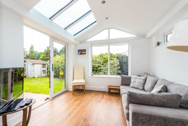 Sun room / Family ro