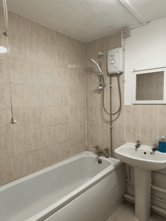 BATHROOM ONE
