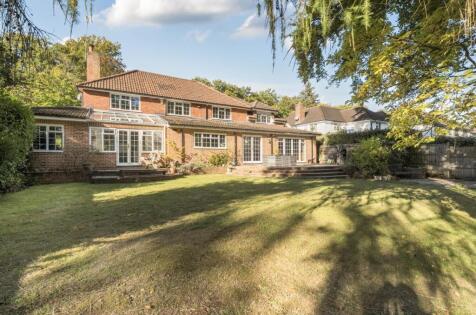 Wokingham Road, Crowthorne, Berkshire, RG45 7QA