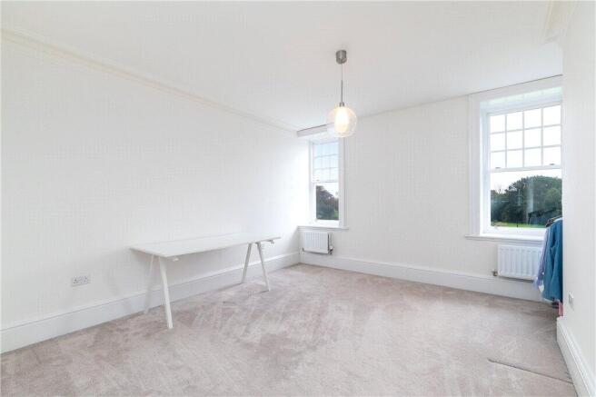 2 bed Apartment for sale Image 7