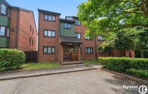 16, Maltby Drive, Enfield EN1 4EH