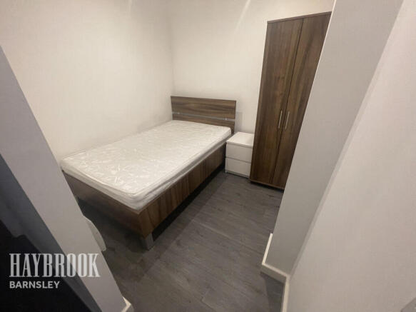 1 bed Apartment for sale Image 8