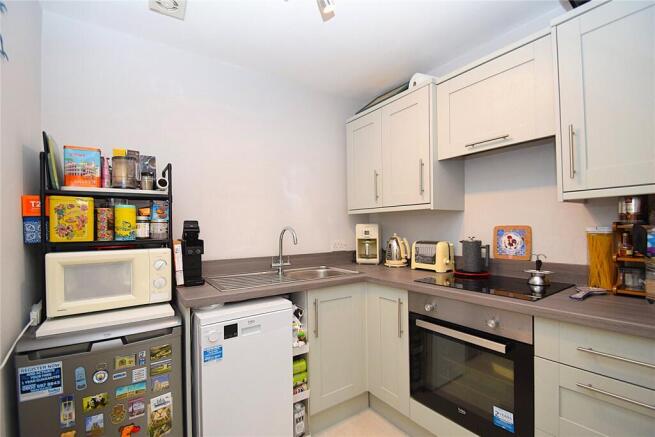 1 bed Apartment for sale Image 7