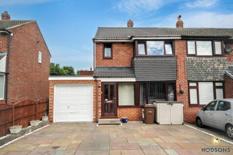 Thornhill Close, Walton, Wakefield