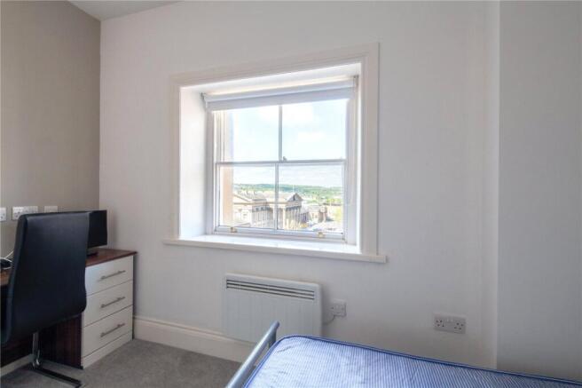 1 bed Apartment to rent Image 7