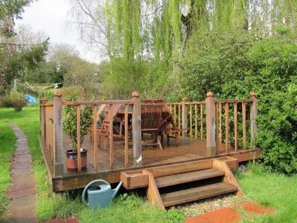 Al Fresco Dining Are
