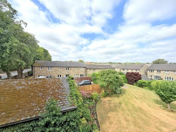 2 bed Flat for sale Image 11