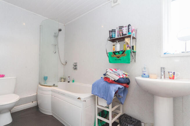 Ground Floor Bath...