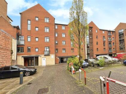 Trinity Wharf, Hull