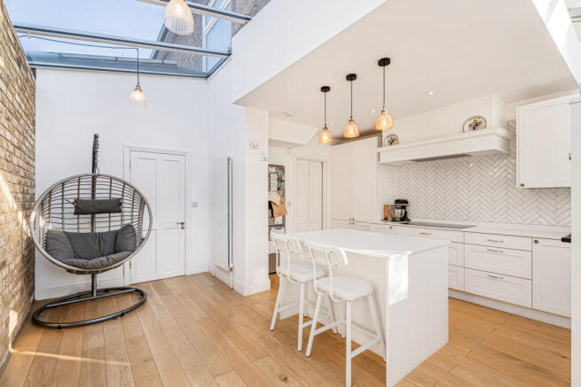Kitchen/Dining
