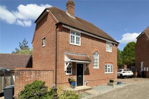 28, Lower Mount Street, Fleet GU51 1BN
