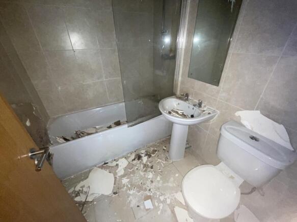 1 bed Flat for sale Image 7
