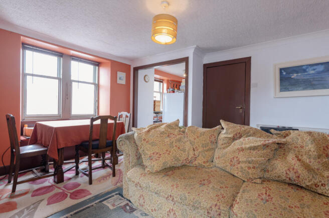 Lounge to Kitchen