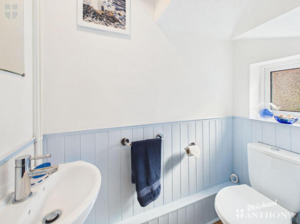 CAM03218G0-PR0965-STILL007