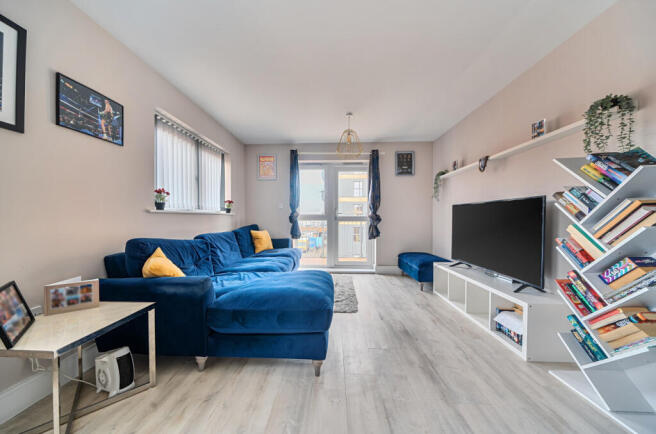 1415868-10-698f05...