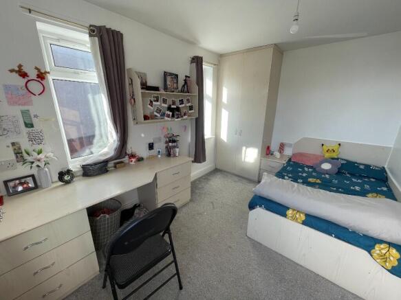 6 bed Terraced to rent Image 12