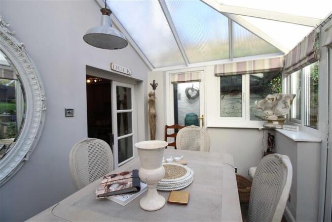 Garden room