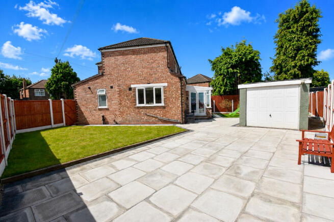 Redesmere Park, Flixton, M41 photo 4