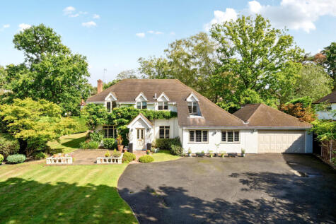 Blenheim Gardens, Hook Heath Avenue, Hook Heath, GU22