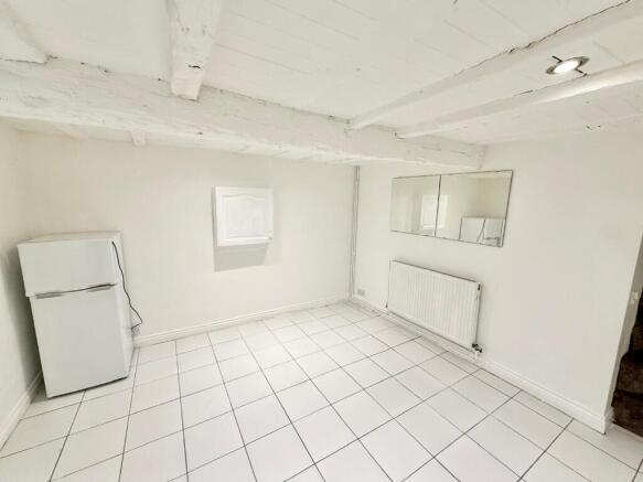 3 bed Terraced for sale Image 6