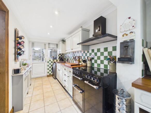 KITCHEN/DINER