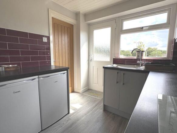 3 bed Town House for sale Image 6