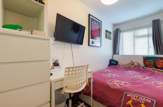 CAM00032P1-PR0102-STILL08.jpg
