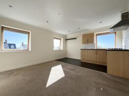 2, Quintrell Court, Newquay TR7 3BE