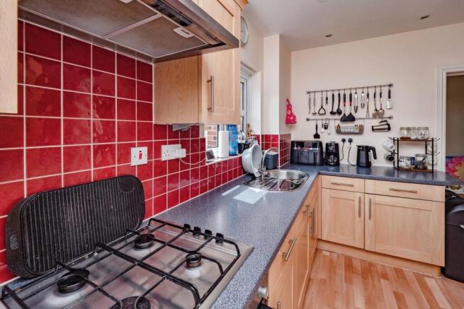4 bed Detached for sale Image 6