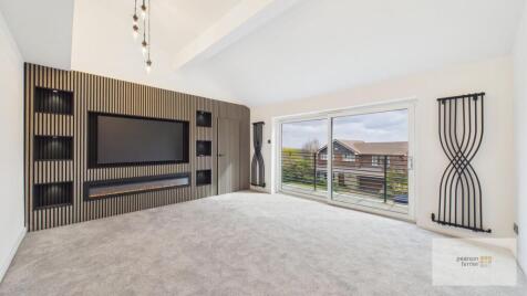 Gisburn Drive, Lowercroft, Bury