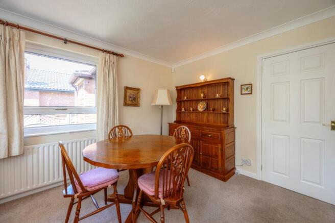 3 bed Detached Bungalow for sale Image 4
