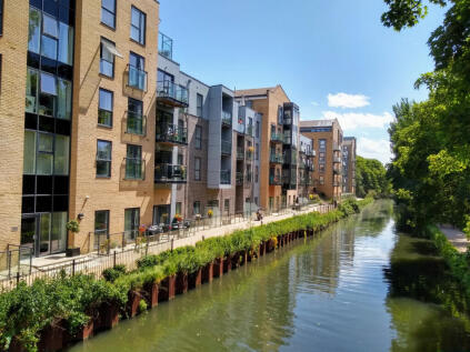 Evans House, The Embankment, HP3