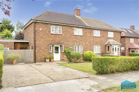 Nupton Drive, Barnet, EN5