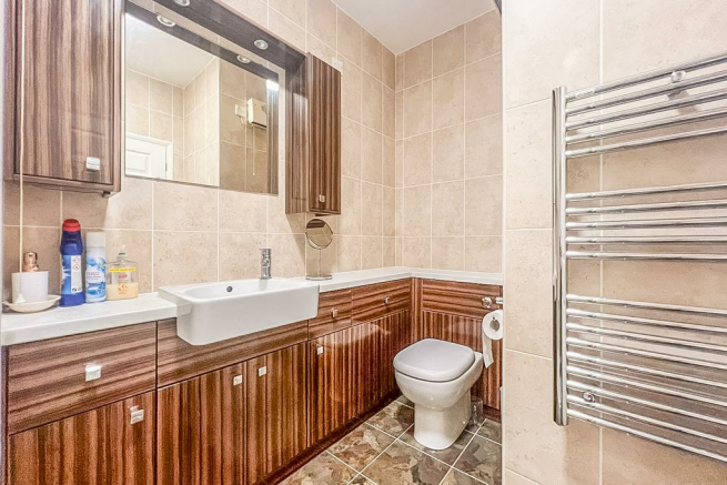 Shower Room/w.c