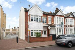 44, Chelverton Road, London SW15 1RH