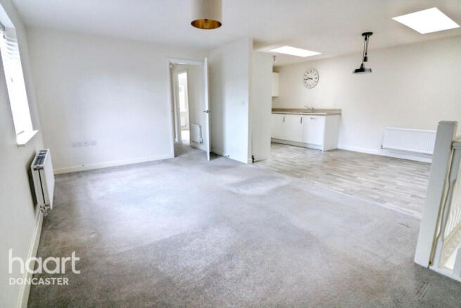 2 bed Coach House for sale Image 9