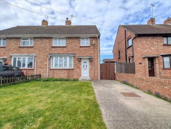3-bed semi-detached on Chapel Road, Brightlingsea, £230,000