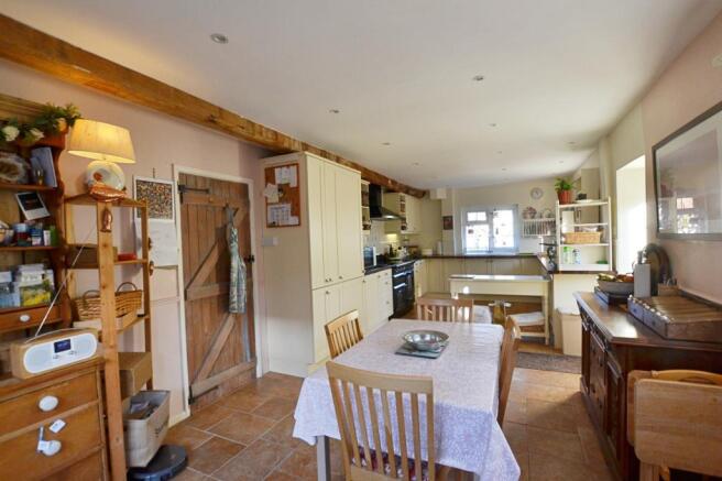 Kitchen/Dining Room