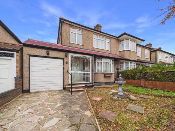 Presented by Clinton at EweMove Bexleyheath and Da