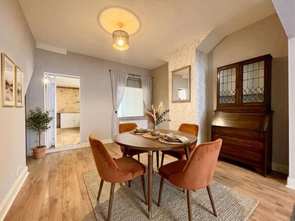 3 bed Terraced for sale Image 4