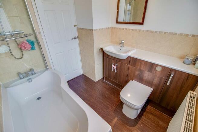 BATHROOM/W.C.