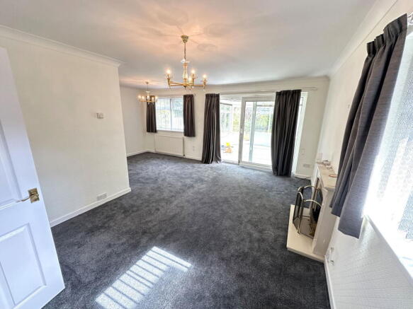 3 bed Detached Bungalow for sale Image 5