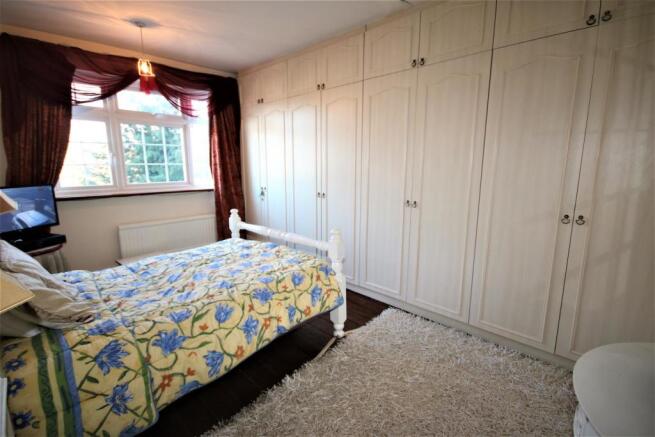 BEDROOM 2: