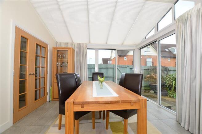 Garden Room Extension/ Dining Area
