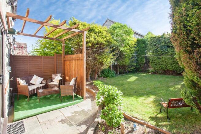 3 bed Semi-Detached for sale Image 8