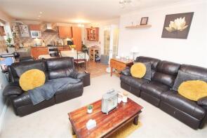 43, Darwin Close, Medbourne, Milton Keynes MK5 6FF