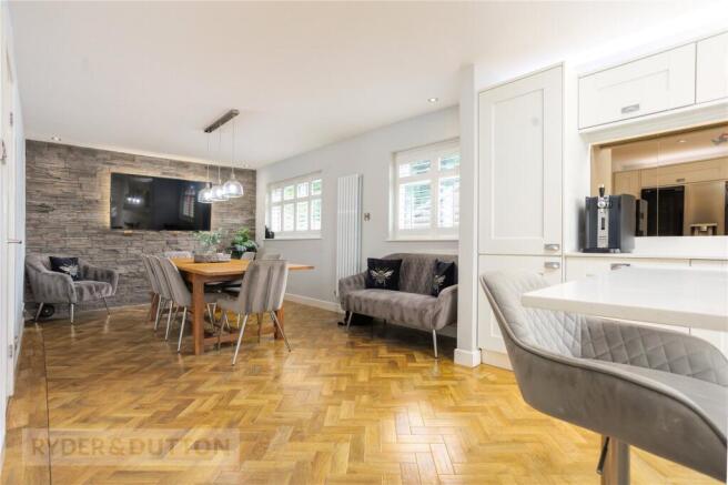 3 bed Detached Bungalow for sale Image 7