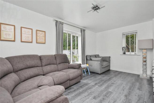 4 bed Detached for sale Image 12
