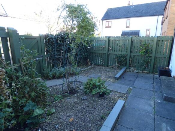 GARDEN VIEW 2